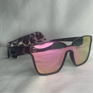 Blenders Burbank Rose Polarized Sunglasses Classic Black Frame Rainbow Lens